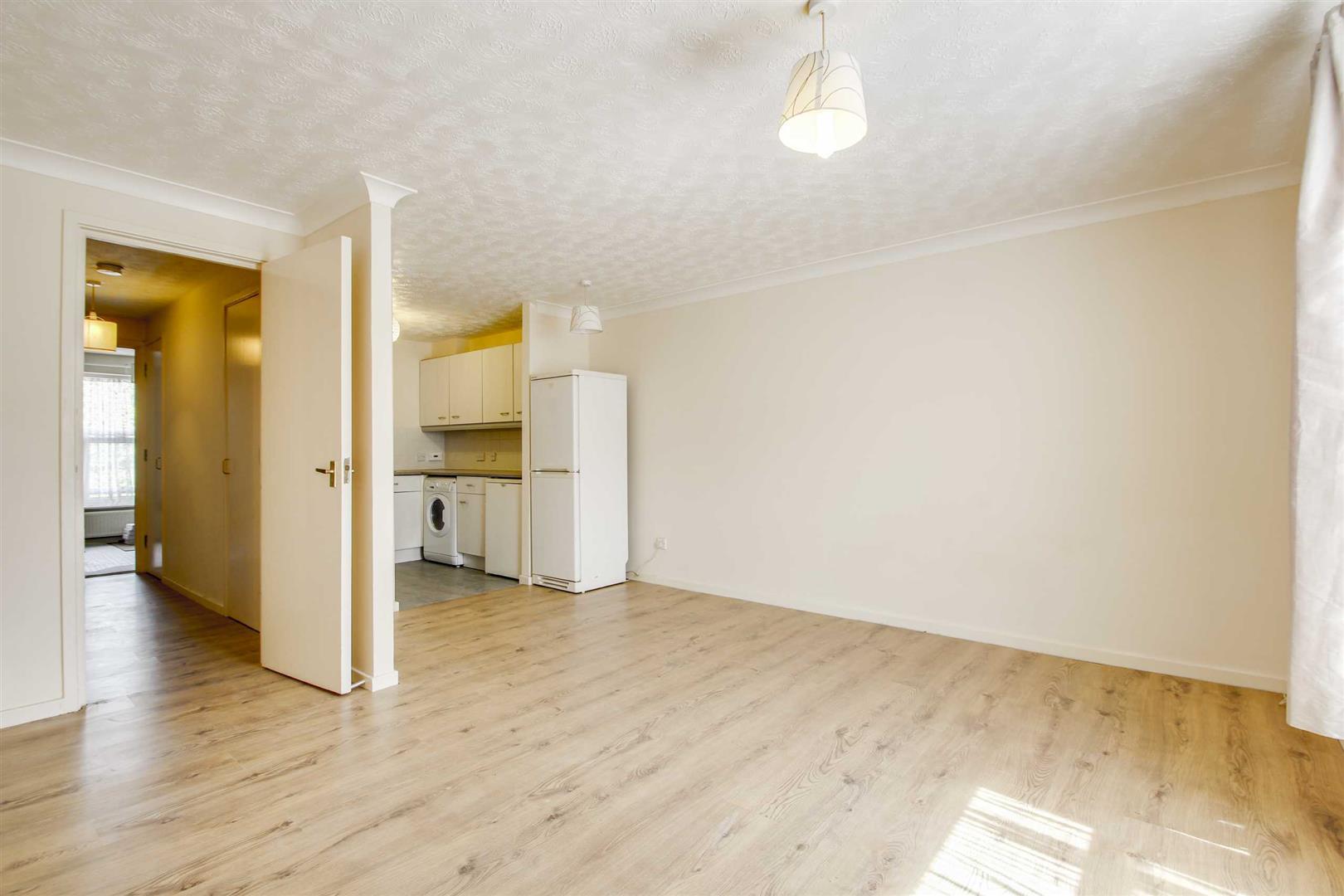 1 bed property in North Row, Milton Keynes